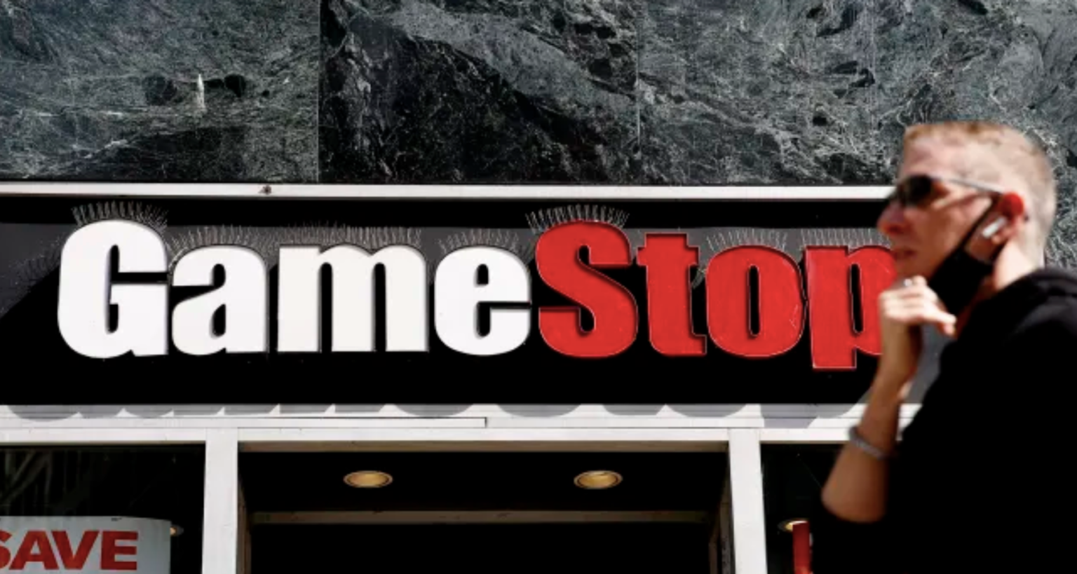 Game Stop torna a volare: perché