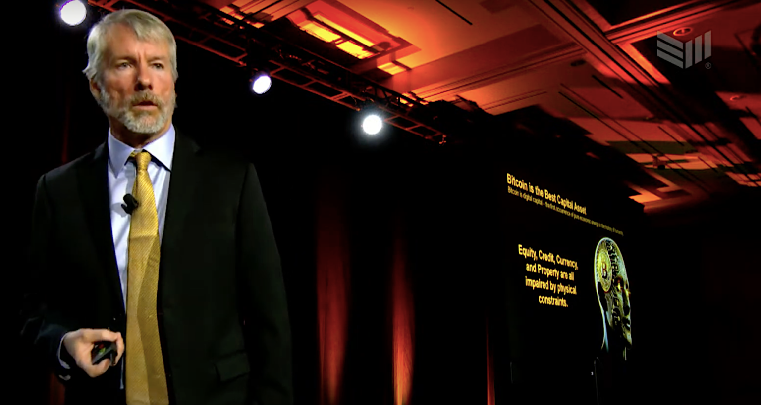 MicroStrategy vola in borsa grazie a Orange